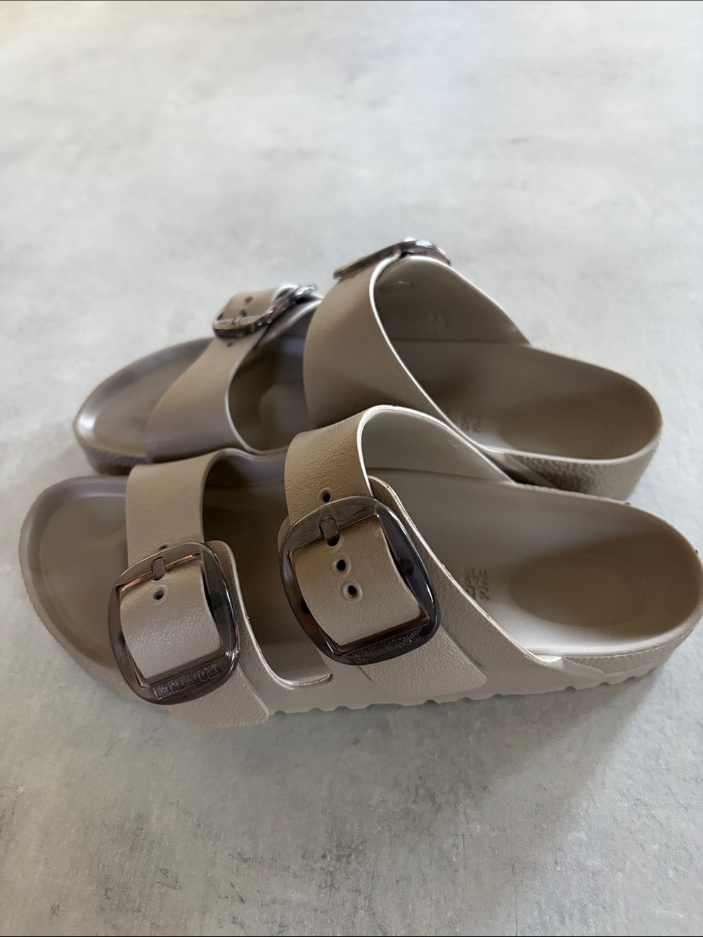 Birkenstock Women’s Big Buckle Eva Sandals - Picture 4 of 6